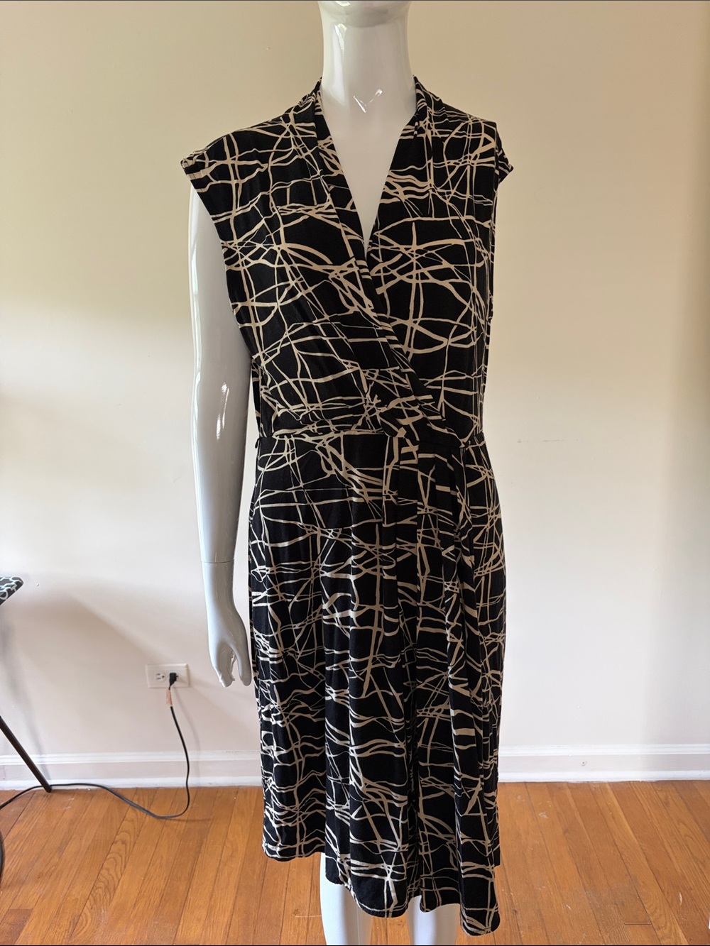 Anne Klein Black Midi Dress with Cream Abstract Lines WRAP LOOK